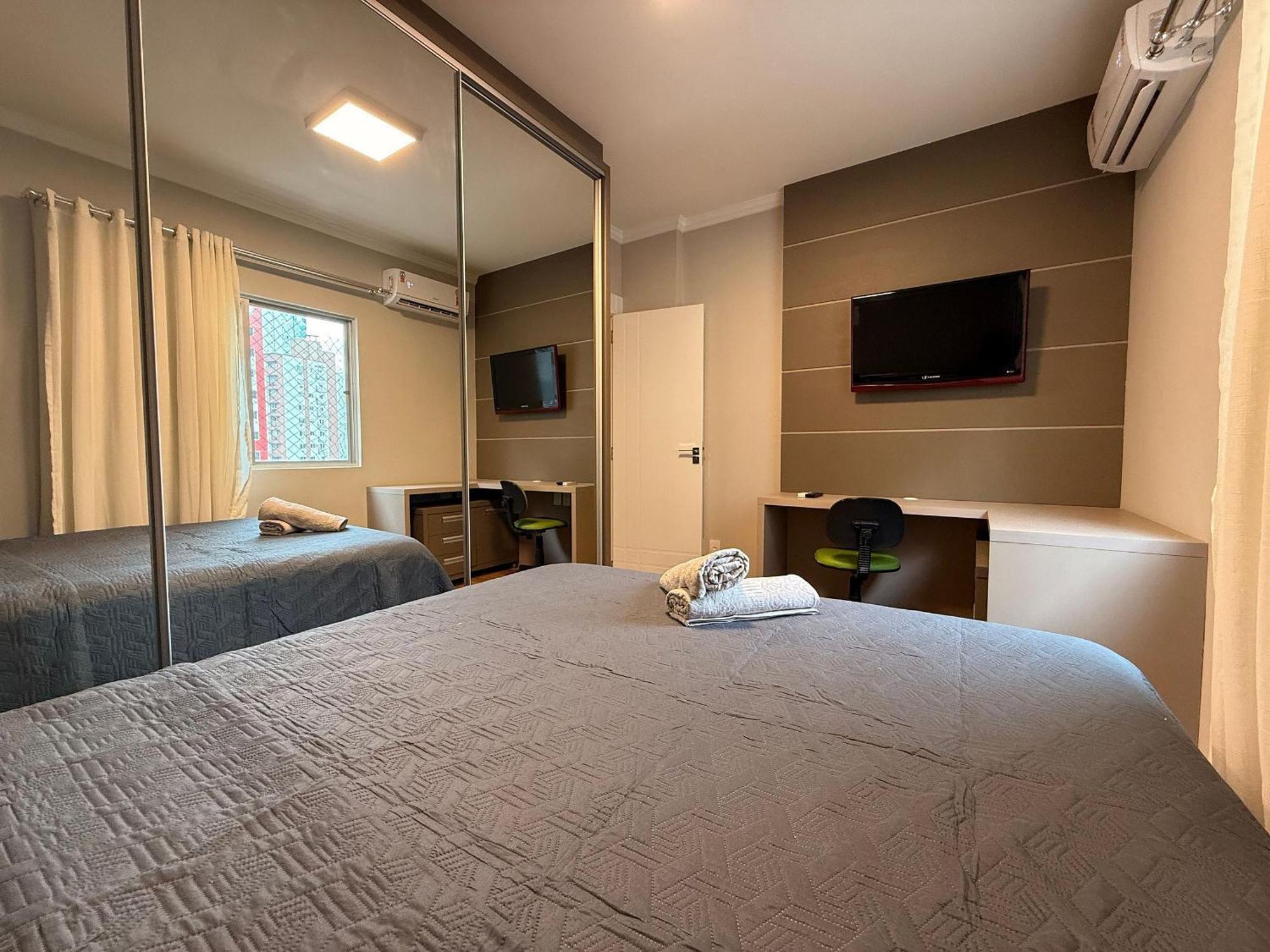 Pd01- 3 Suites| Centro| Churrasq.| Telas Protecao Балнеаріу-Камборіу Екстер'єр фото